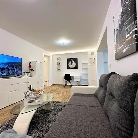 Hillside Volosko Apartment