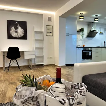 Hillside Volosko Apartment *